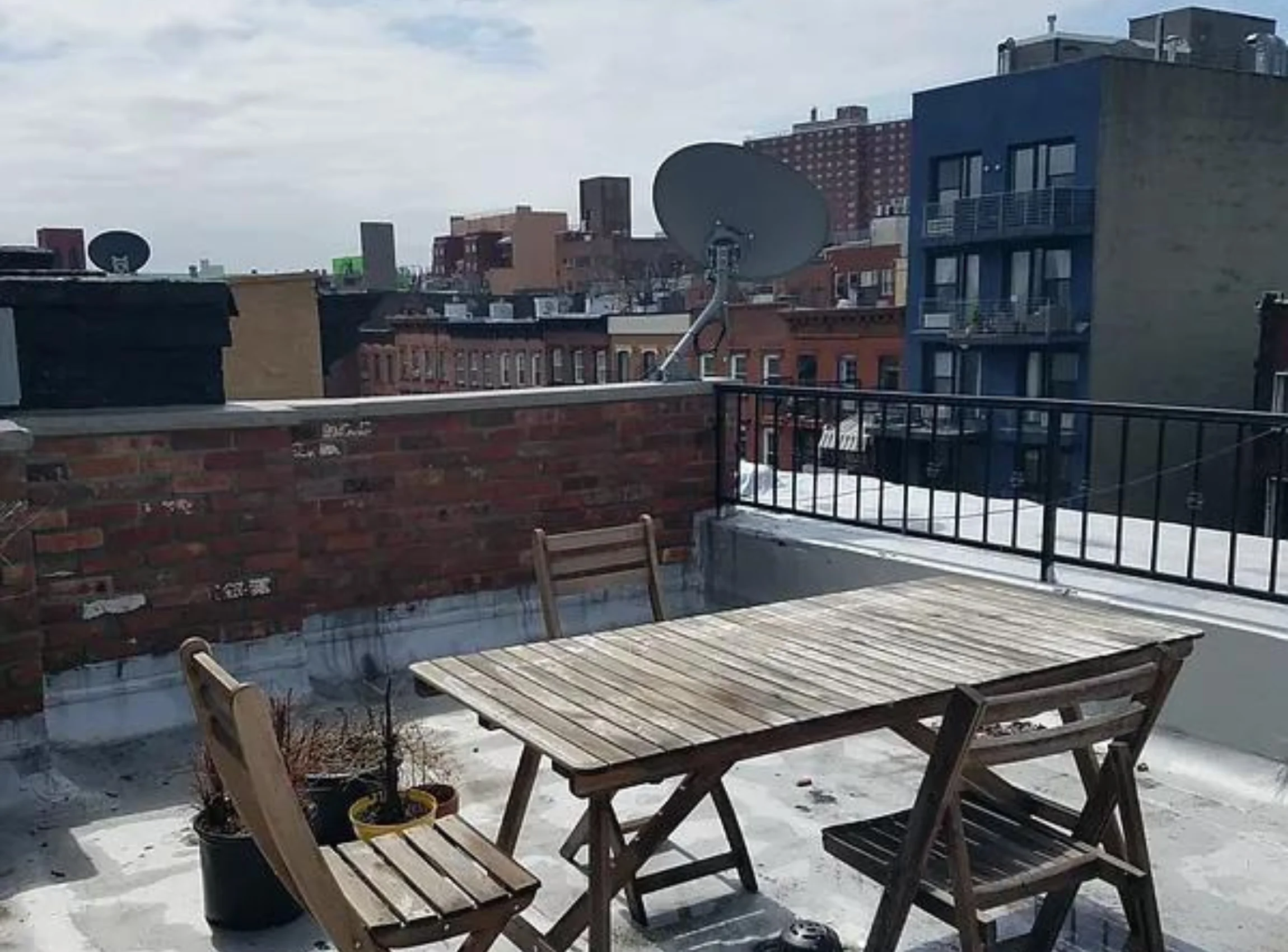 picture of the penthouse apartment in 923 bedford avenue in brooklyn 4